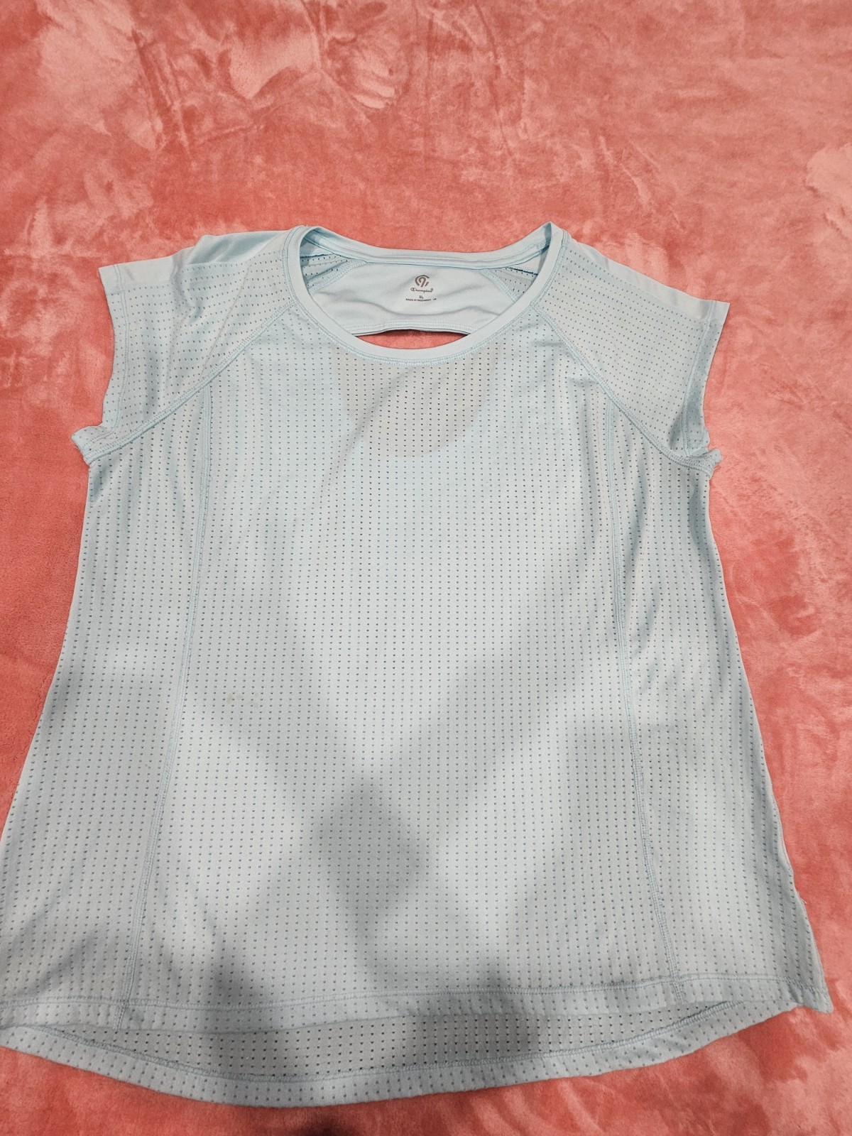 Champion Women’s Light Blue Mesh Short Sleeve T-Shirt XL Breathable Athletic