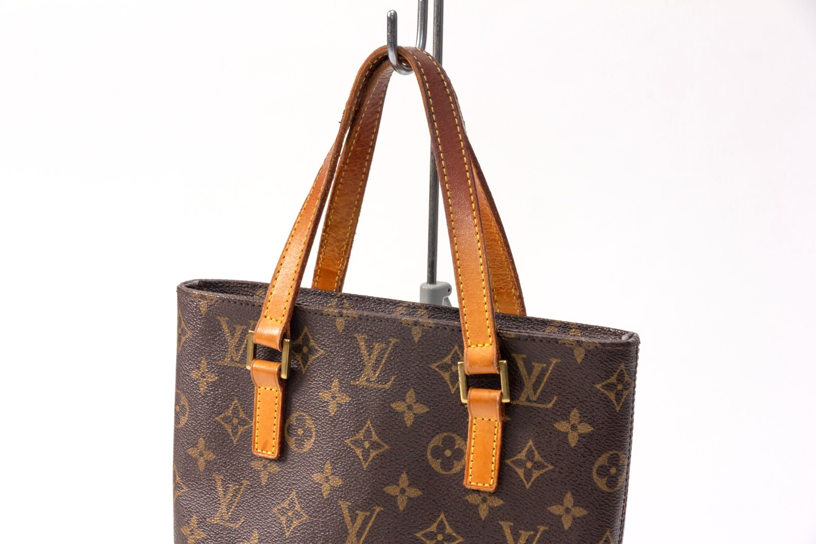 LOUIS VUITTON Vavin PM monogram PVC Leather M51172 USD 【Condition Rating B】