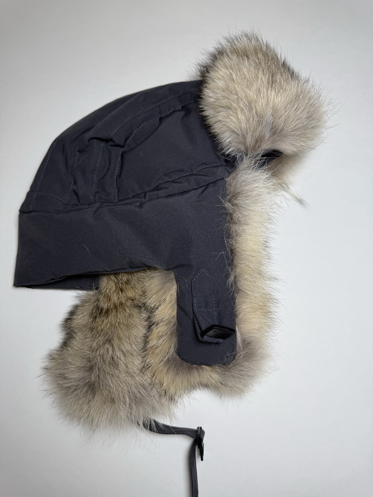 Canada Goose Coyote Fur Aviator Winter Trapper Hat S/M Color Gray