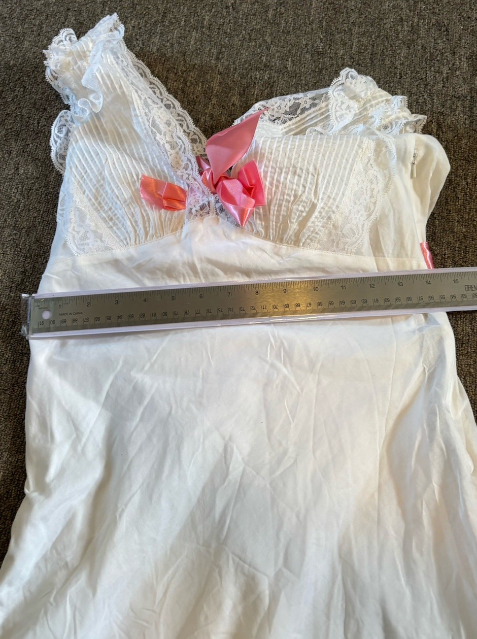 Y2k Betsey Johnson Size 8 White Cotton Dress With Pink Bow & Lace Details NWT