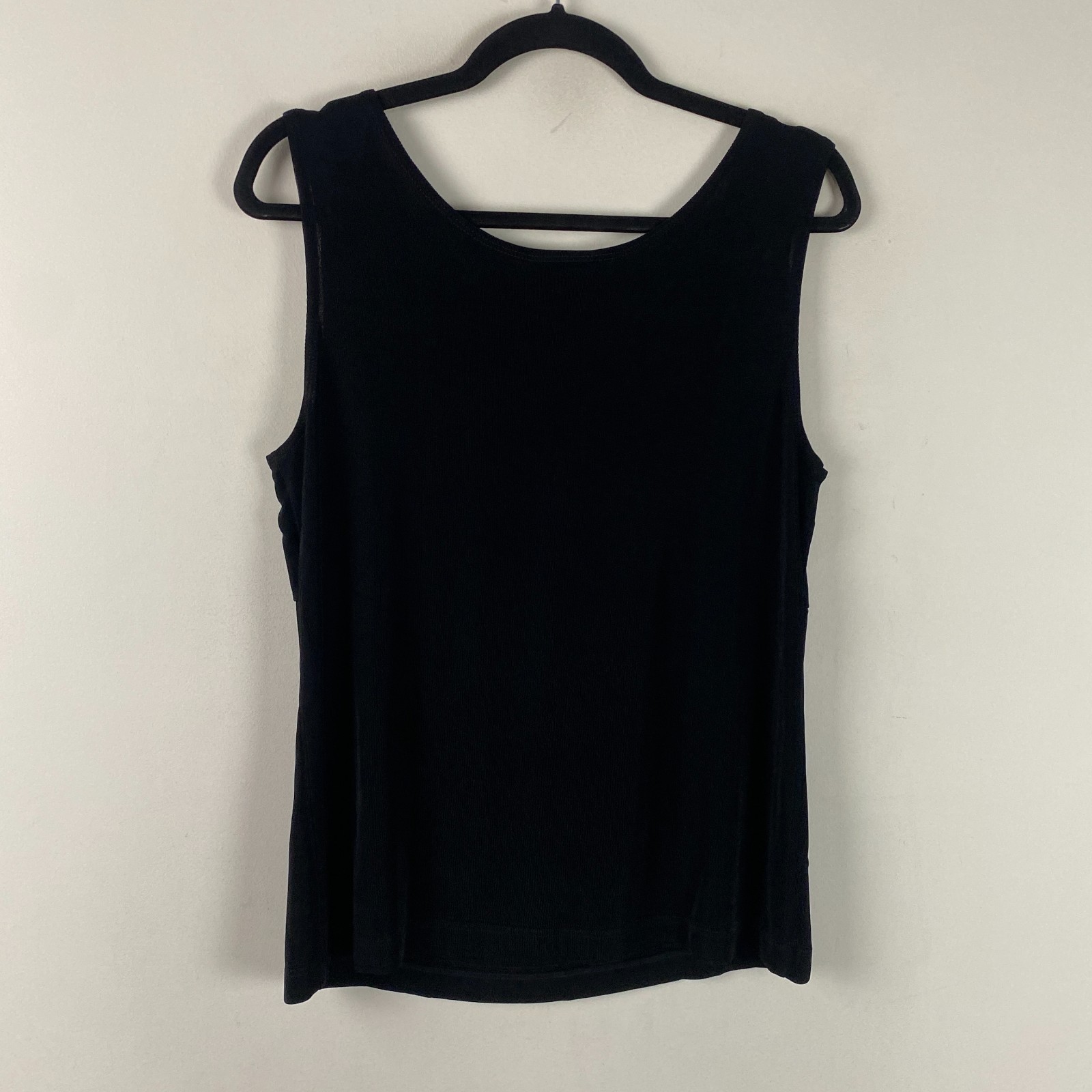 Chicos Travelers Twist Front V Neck Tank Top Size 2 US Large Slinky Knit Black