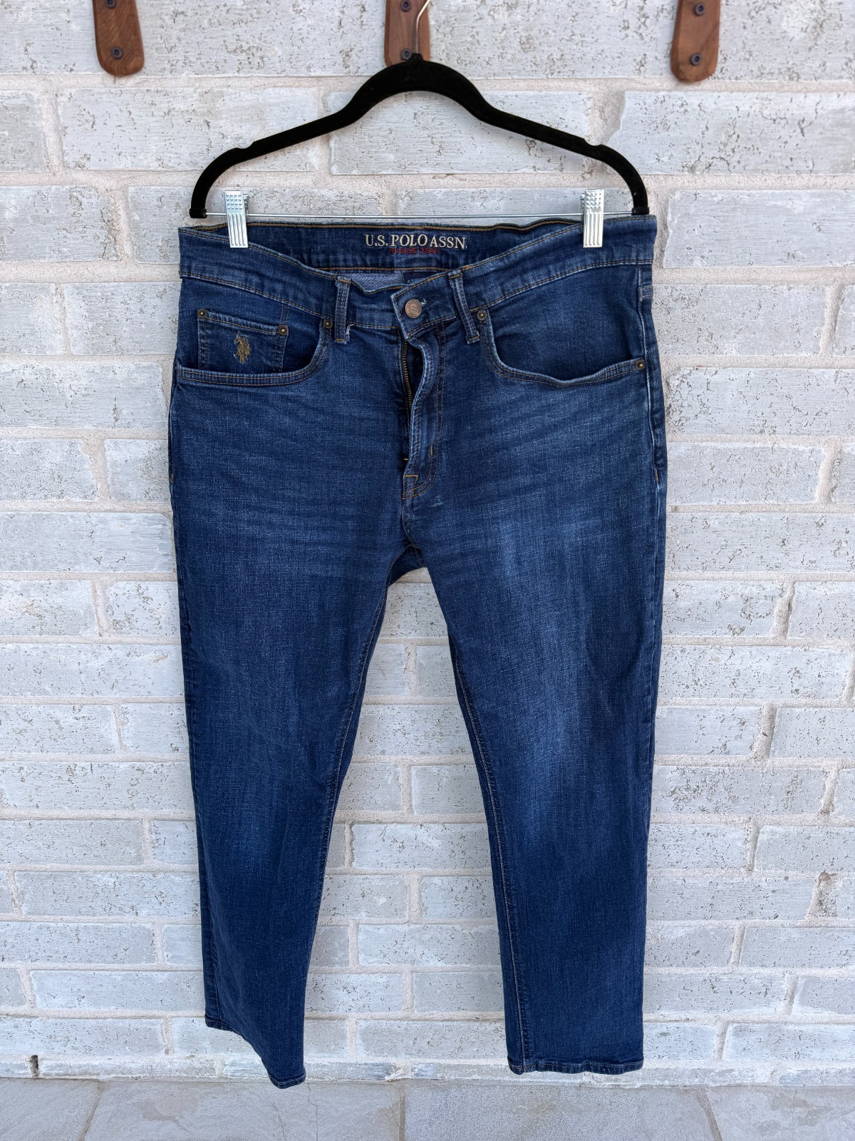U.S. Polo Assn. Men’s Dark Wash Blue Denim Jeans Straight Fit Stretch 36W 30L
