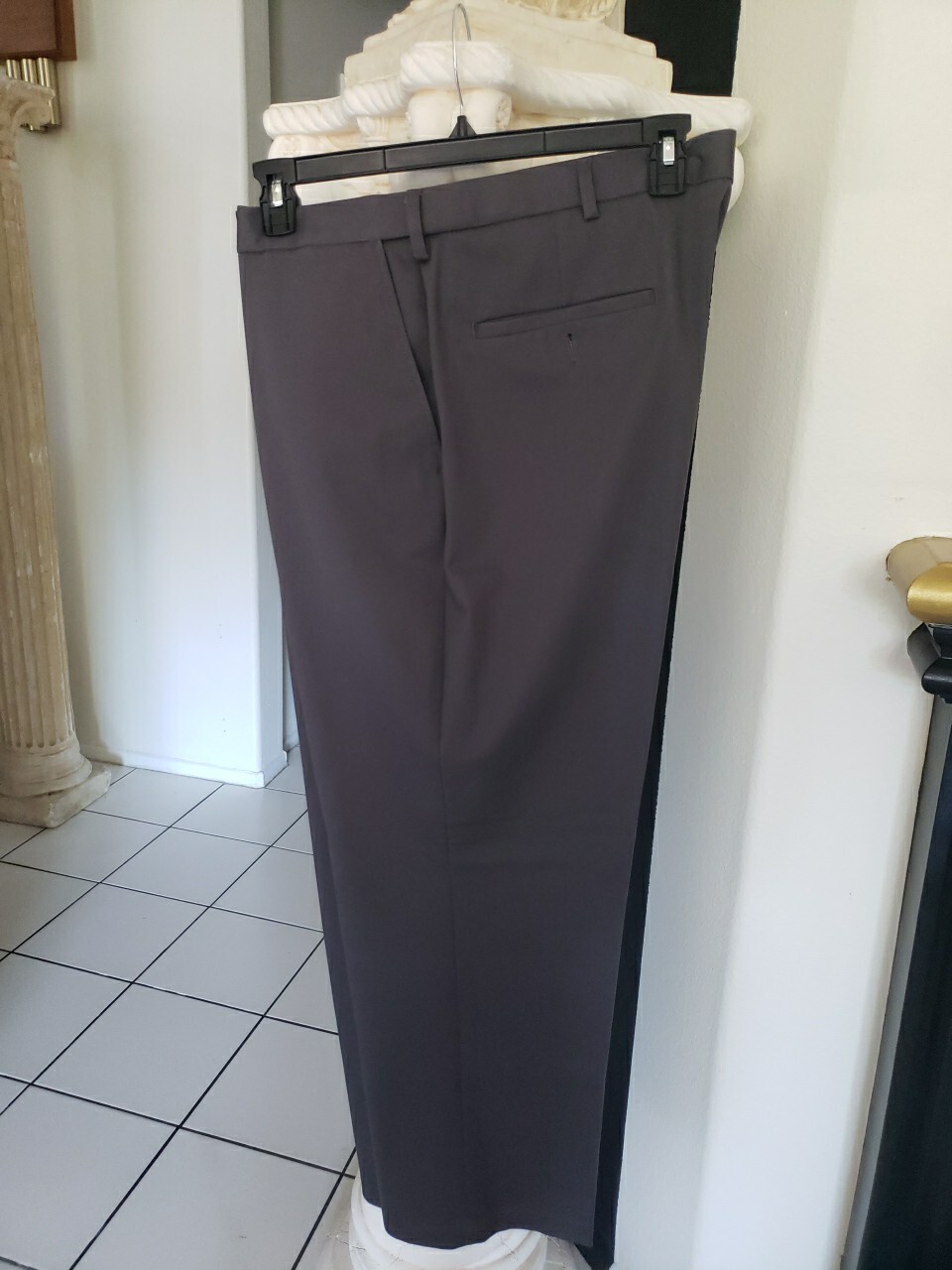 Haggar Pant Gray Classic Dress WPL386 Dress Elastic Hidden Waist Band 44X29