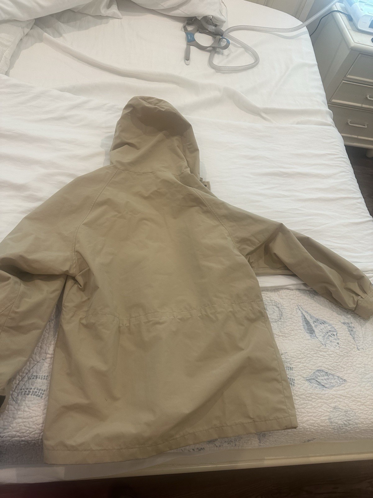 Vintage Eddie Bauer Men’s M RainJacket Beige made in Hong Kong
