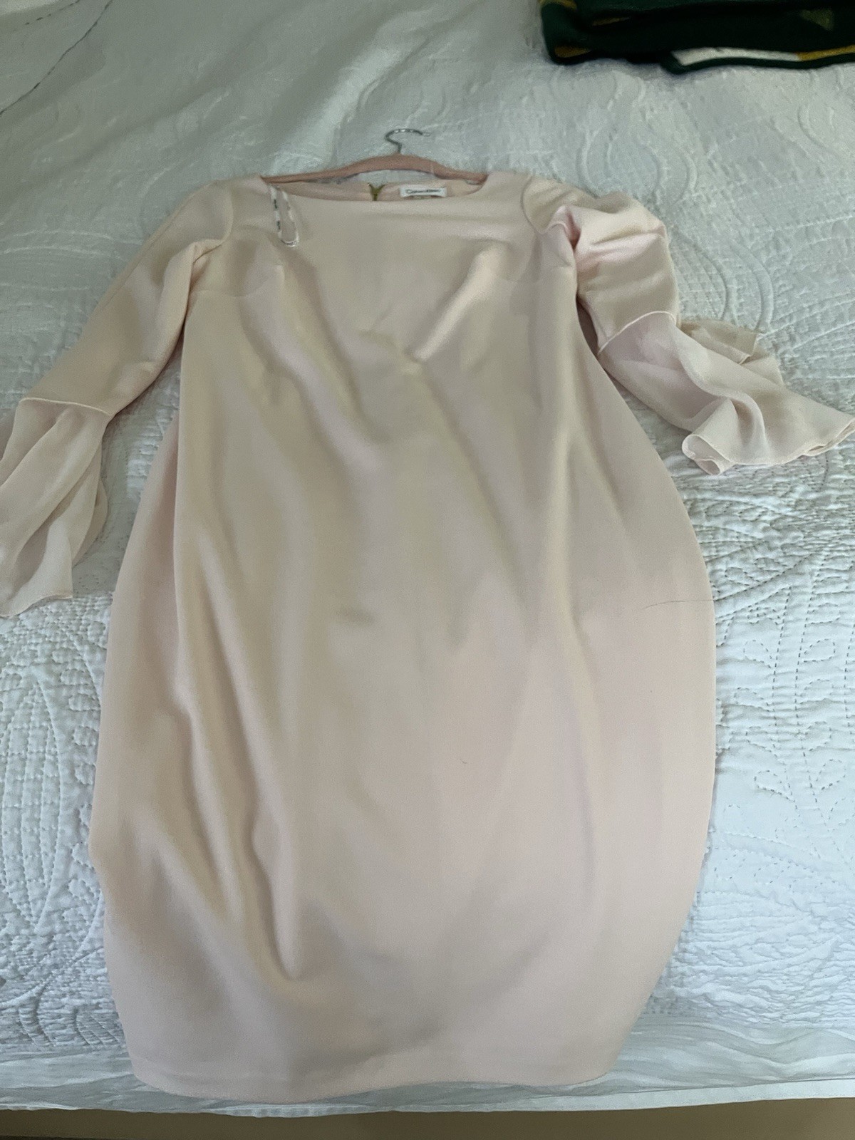 Calvin Klein Pink Solid Sheath Dress Boat Neck Flared Long Sleeve Zip/Size 4