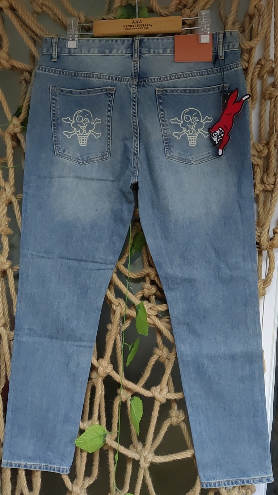 NWT BBC ICECREAM RUNNING DOG WASHED MEN’S CLASSIC JEAN SIZE 30/32/34/36/38/40/42