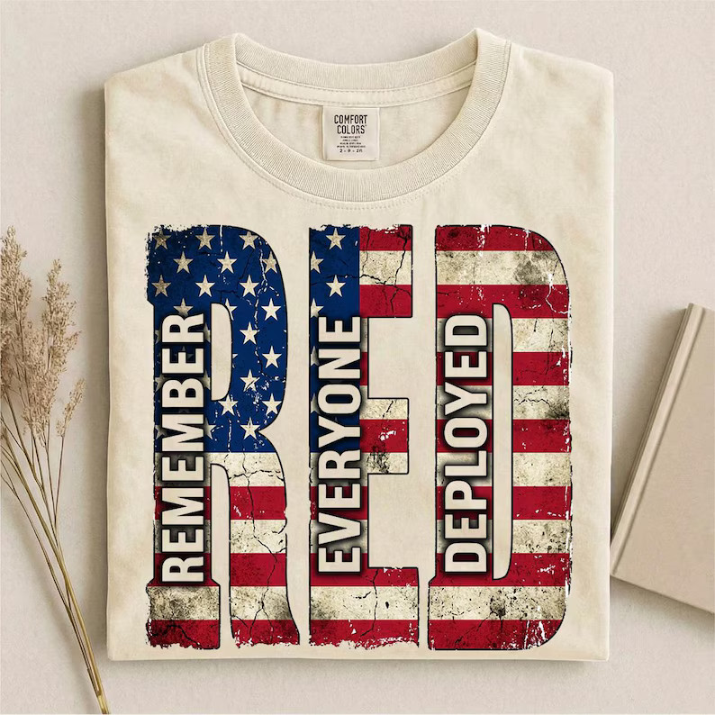 Vintage US Veteran Red Friday Comfort Tee