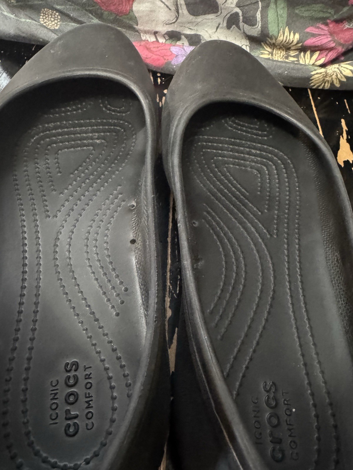 Crocs At Work Women’s Size 11 Wide Black Ballet Flats Slip On Comfort Shoes
