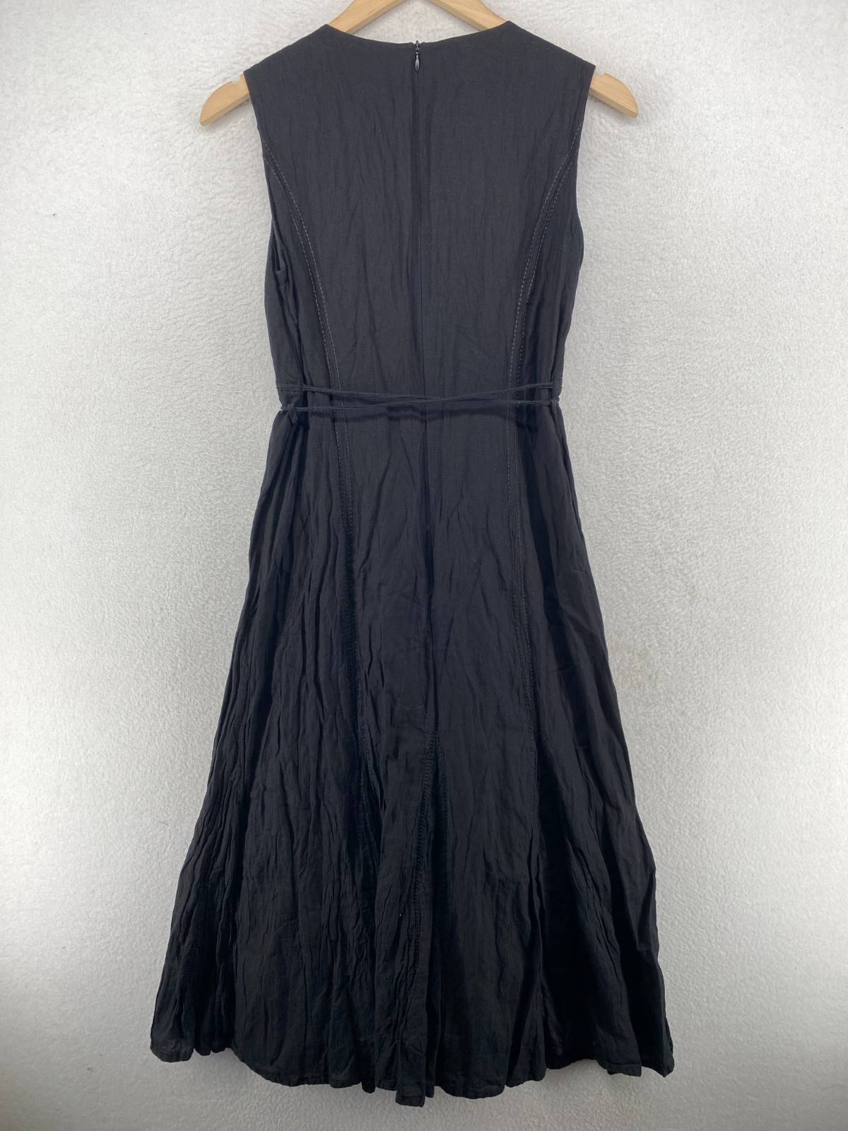 APANAGE Dress 6 Cotton Metallic Crinkle V-Neck Sleeveless Back Zip Tie Black