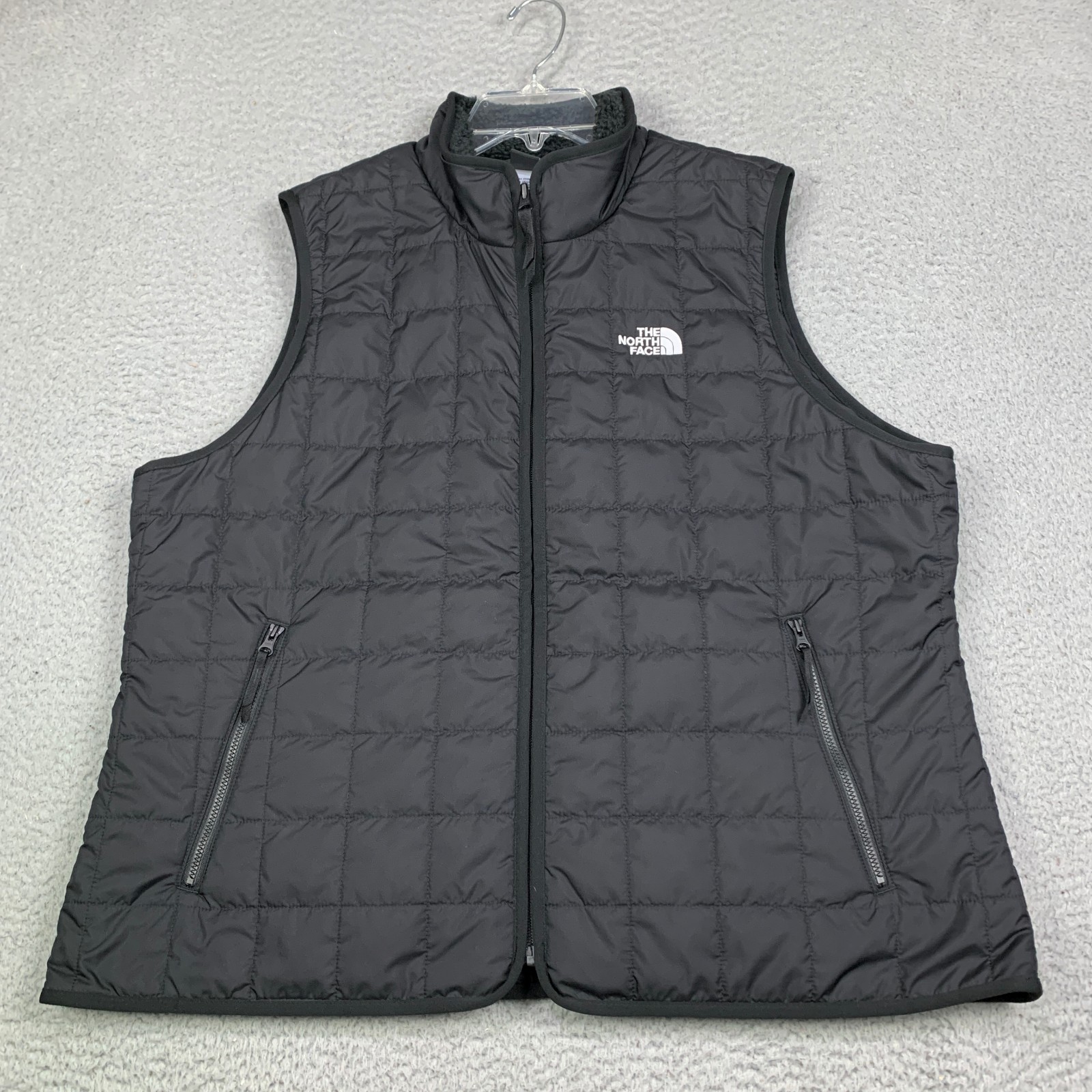 The North Face Quilted Puffer Vest Women’s XL Circular Design Full Zip Black EUC