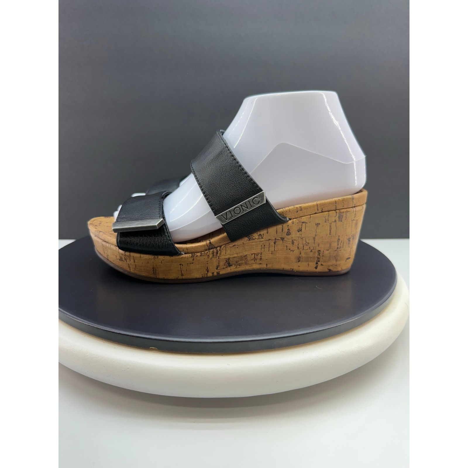VIONIC Pepper Womens Sz 6 Black Leather Open Toe Platform Slip On Wedge Sandals