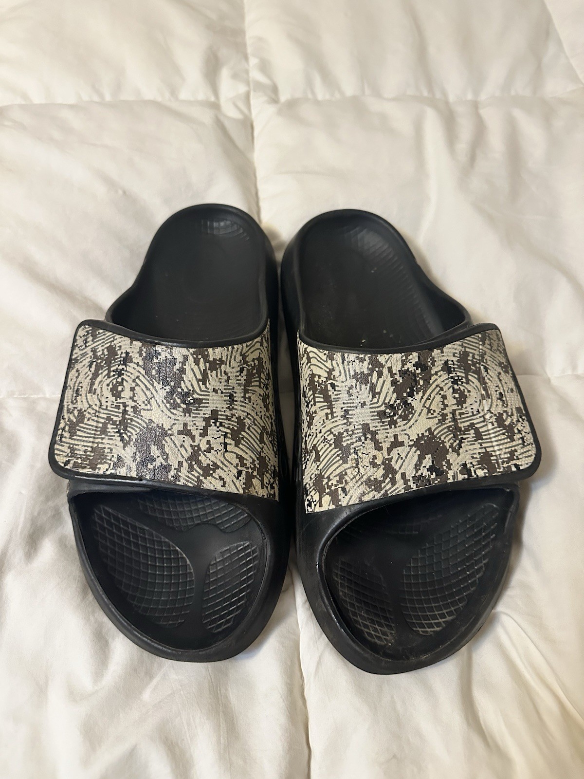 OOFOS OOAHH Sport Flex Limited Unisex Slides Size M 10/W 12