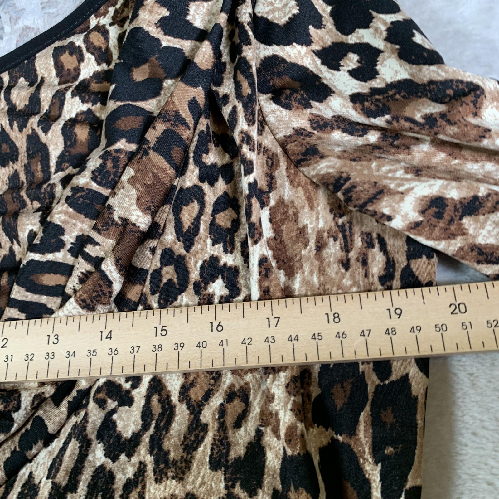 Coco Bianco Tunic Womens Large Leopard Cowl Neck 3/4 Sleeve Hanky Hem Made USA