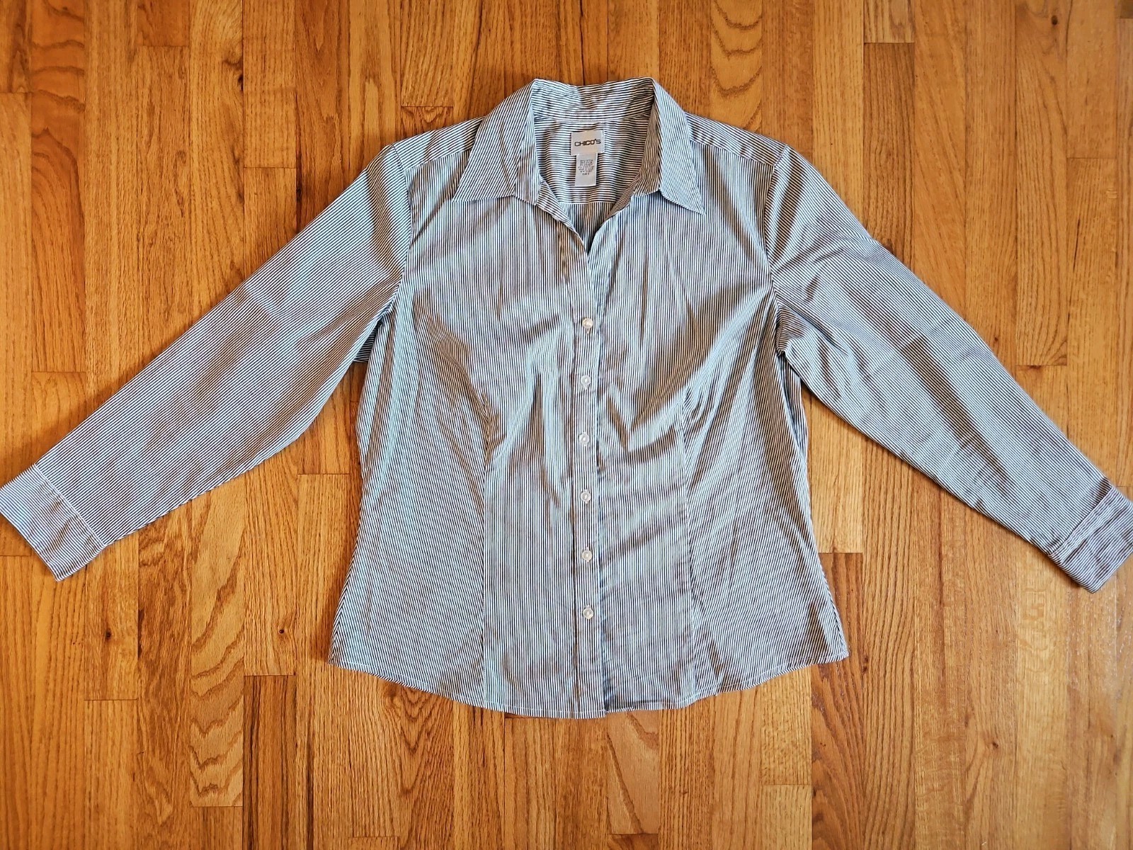 Chico’s Size 2 Bundle, 5 Shirts, 1 Pair of Pants, EUC