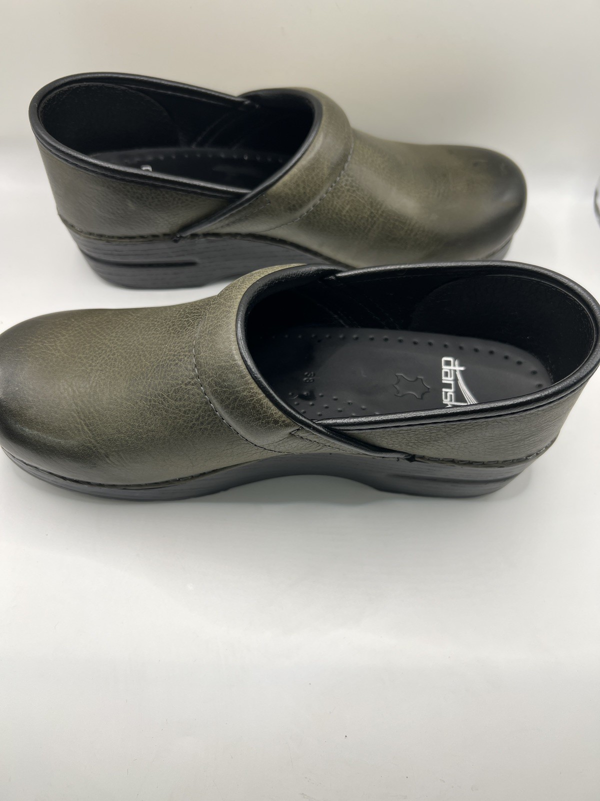Dansko Professional Leather Clog 7.5 US 38 EU Distressed Green Slip On Comfort