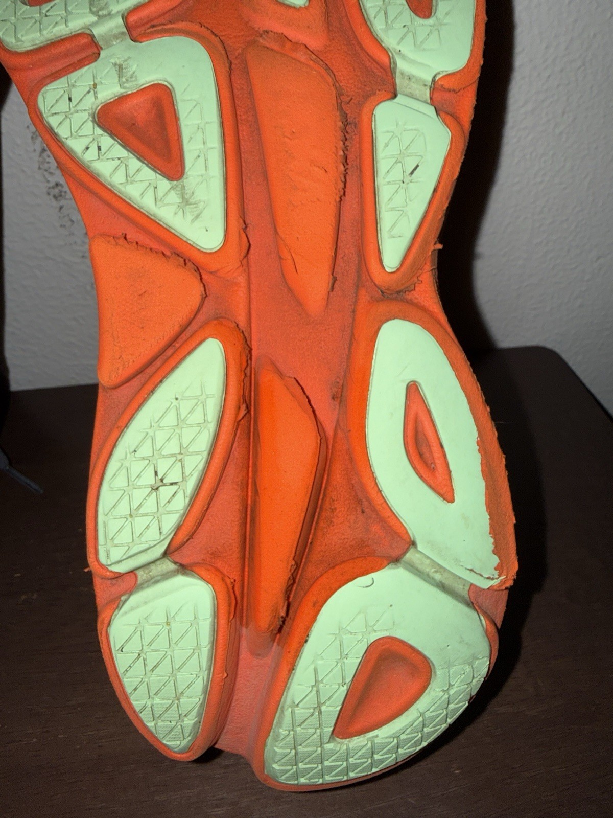 Hoka One One Bondi 8 Mens 9.5D Grey Orange Trail Road Running Shoes Sneakers