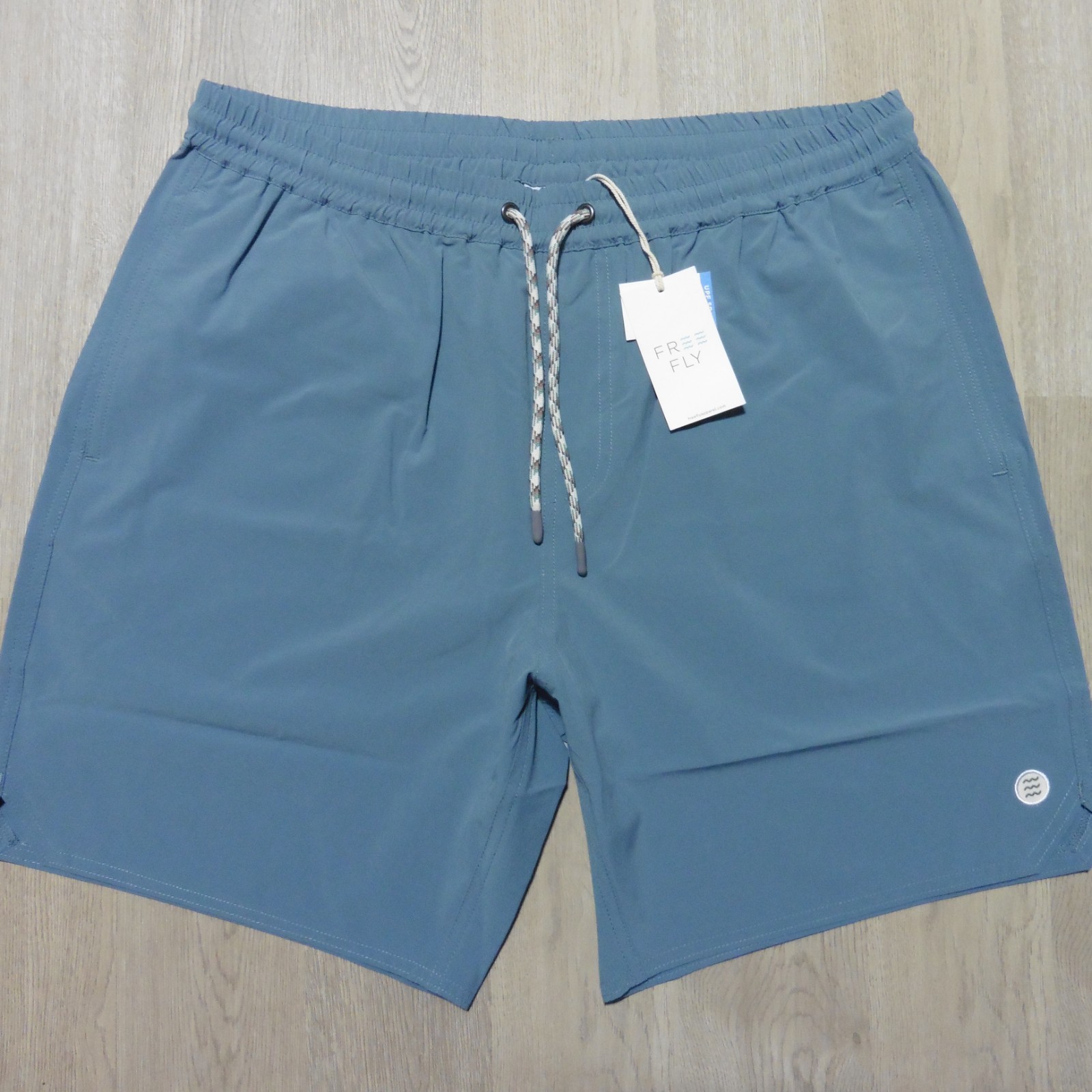 FREE FLY Mens L LARGE ANDROS SHORTS PACIFIC BLUE STRETCH TRUNK FISHING SWIM 7″