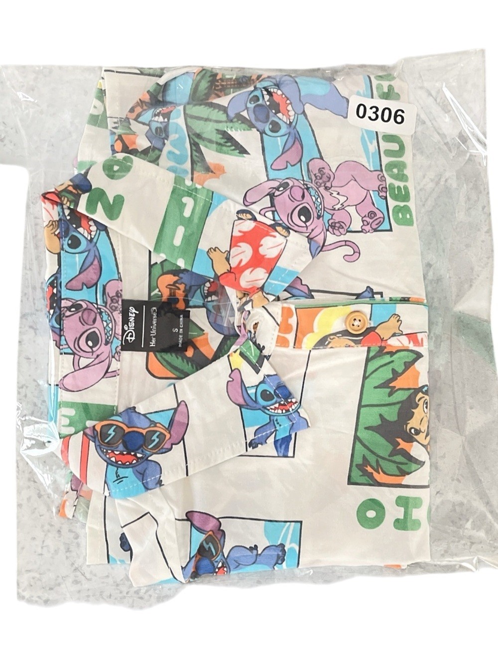 NWT Disney Lilo & Stitch The Series Character Allover Print Woven Button-Up SML