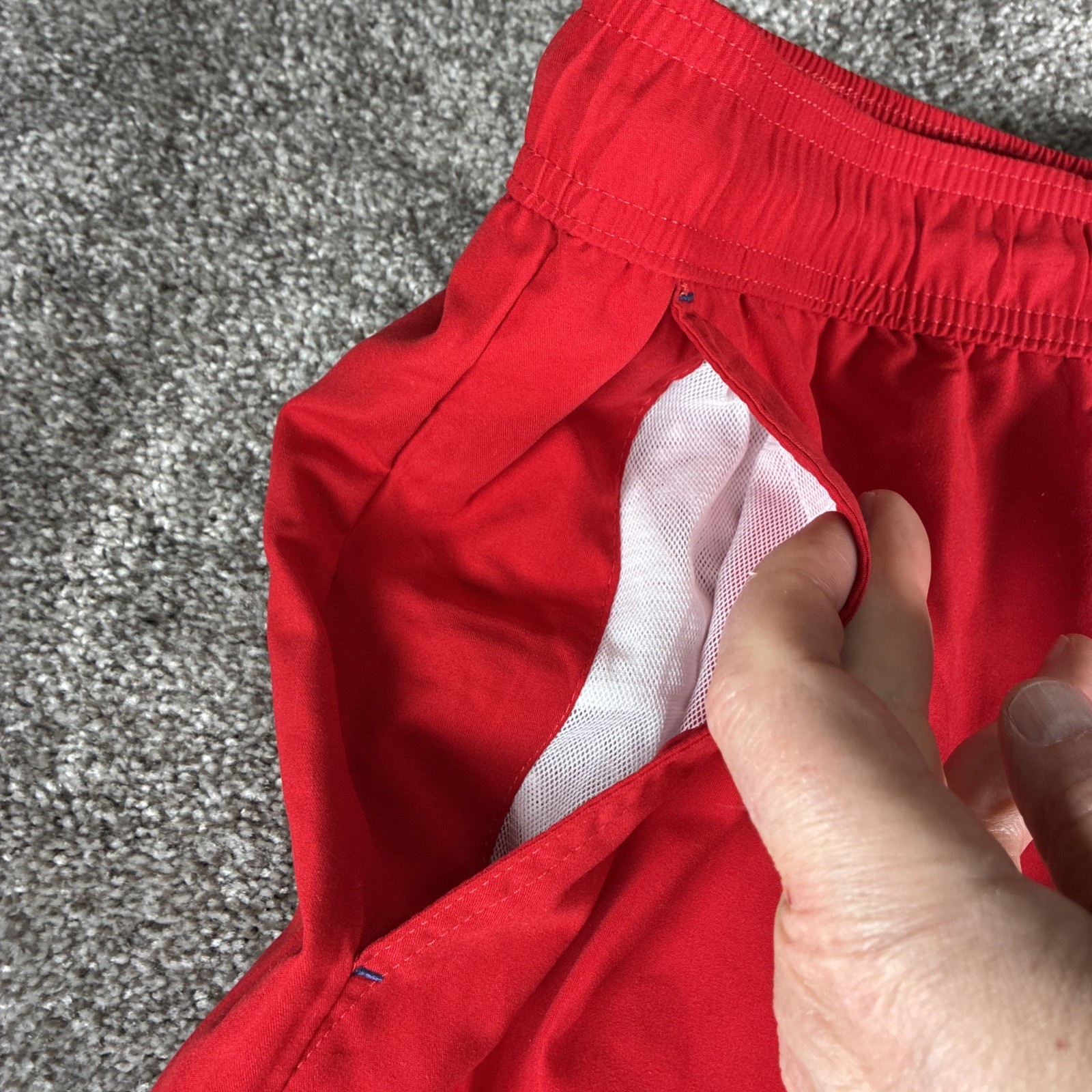 GEORGE ABOVE THE KNEE RED MESH LINED ELASTIC WAIST SWIM SHORTS Size 2XL (44-46)