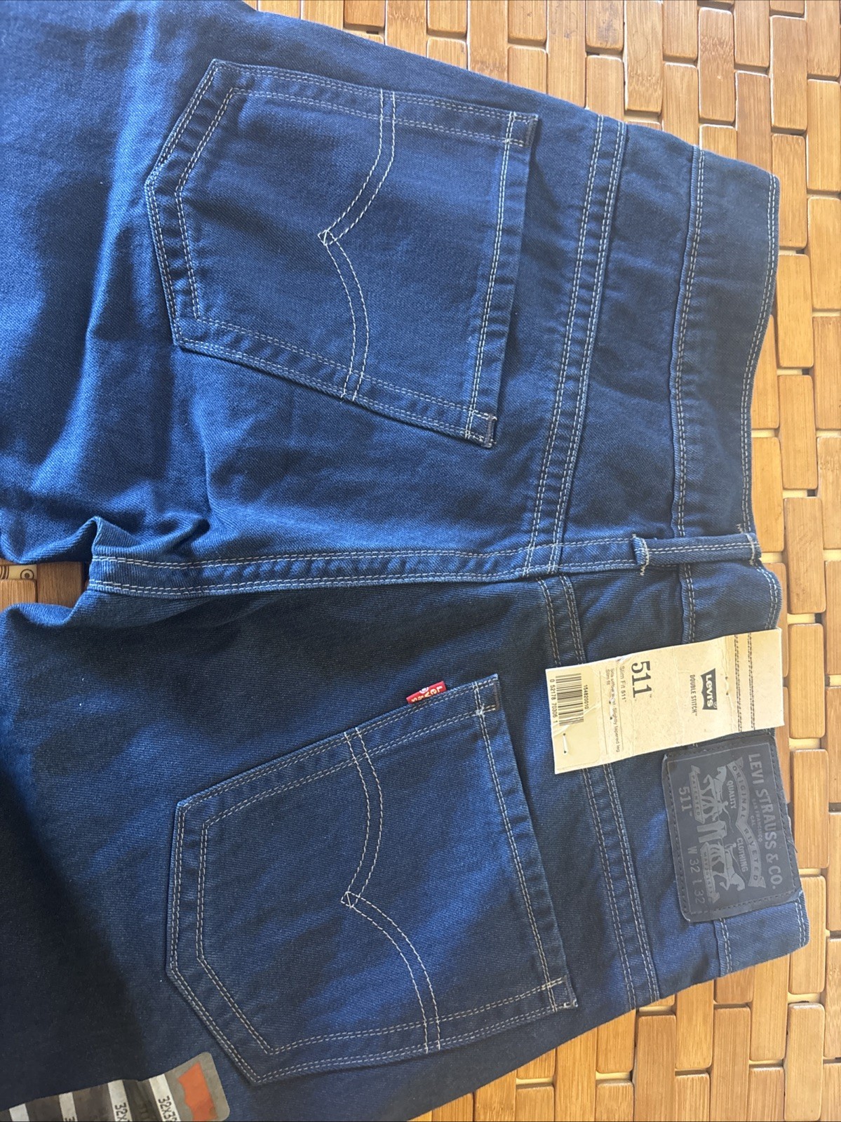 LEVI’S 511 MEN’S JEANS SIZE 32W 32L SLIM FIT DARK BLUE SUPER SOFT FABRIC. NEW
