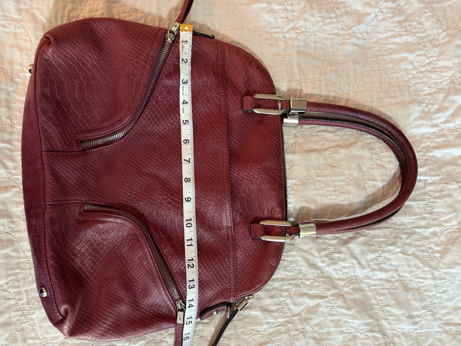 B Makowsky Purple Snake Texture 💯 Leather Exterior Shoulder Bag EUC