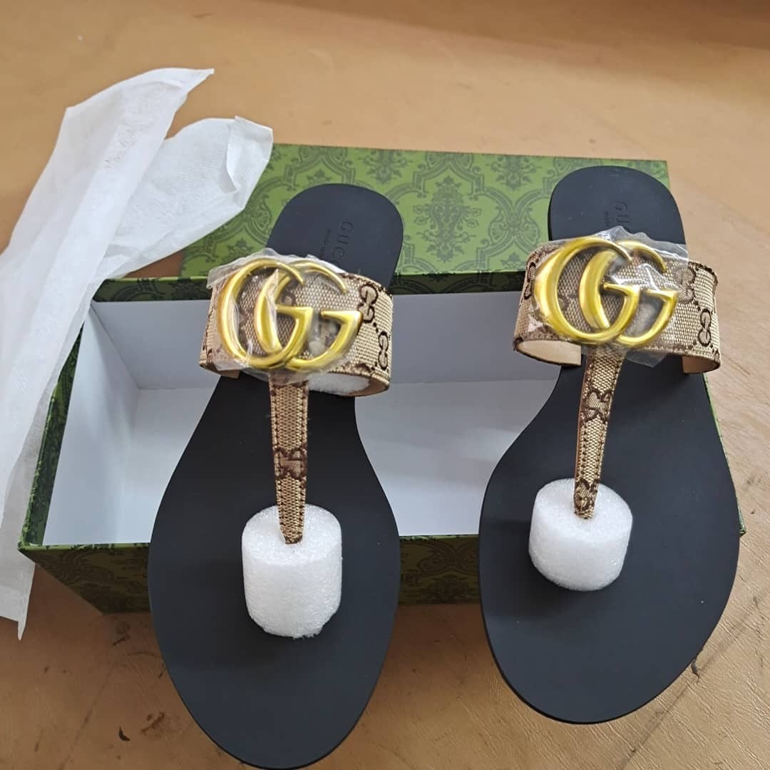Gucci Women Sandals Size US 7 UE37