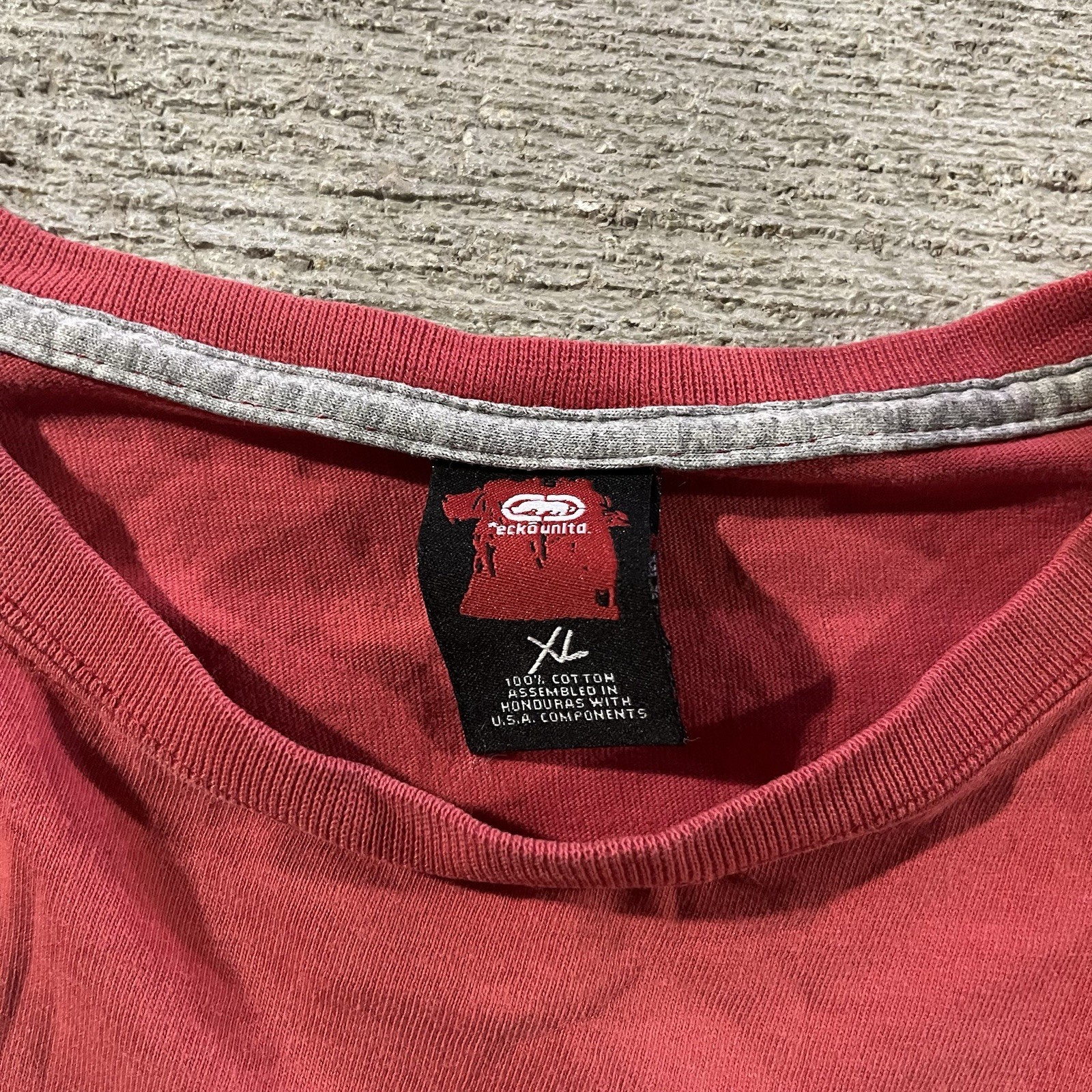 Vintage Ecko Unltd Red Graphic T-Shirt XL Y2K Streetwear Rhino Logo Tee Red