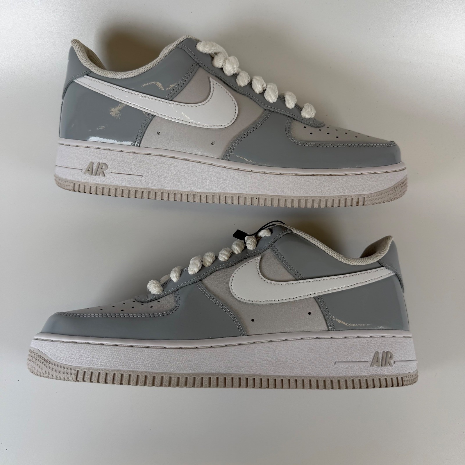 Nike Air Force 1 Low 07 LV8 Wolf Grey Vast Grey White HV9405-001 Mens Size 9.5