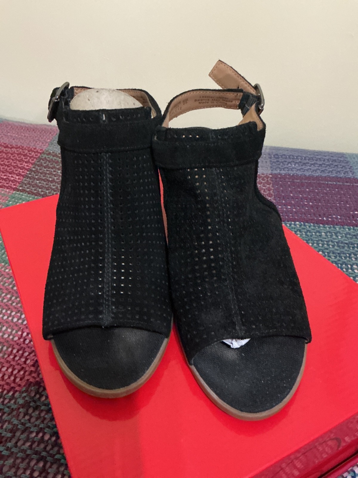 Franco Sarto Womens Sandals Sz 8 M “Harlet2” Black Suede Leather Ankle Heels #B
