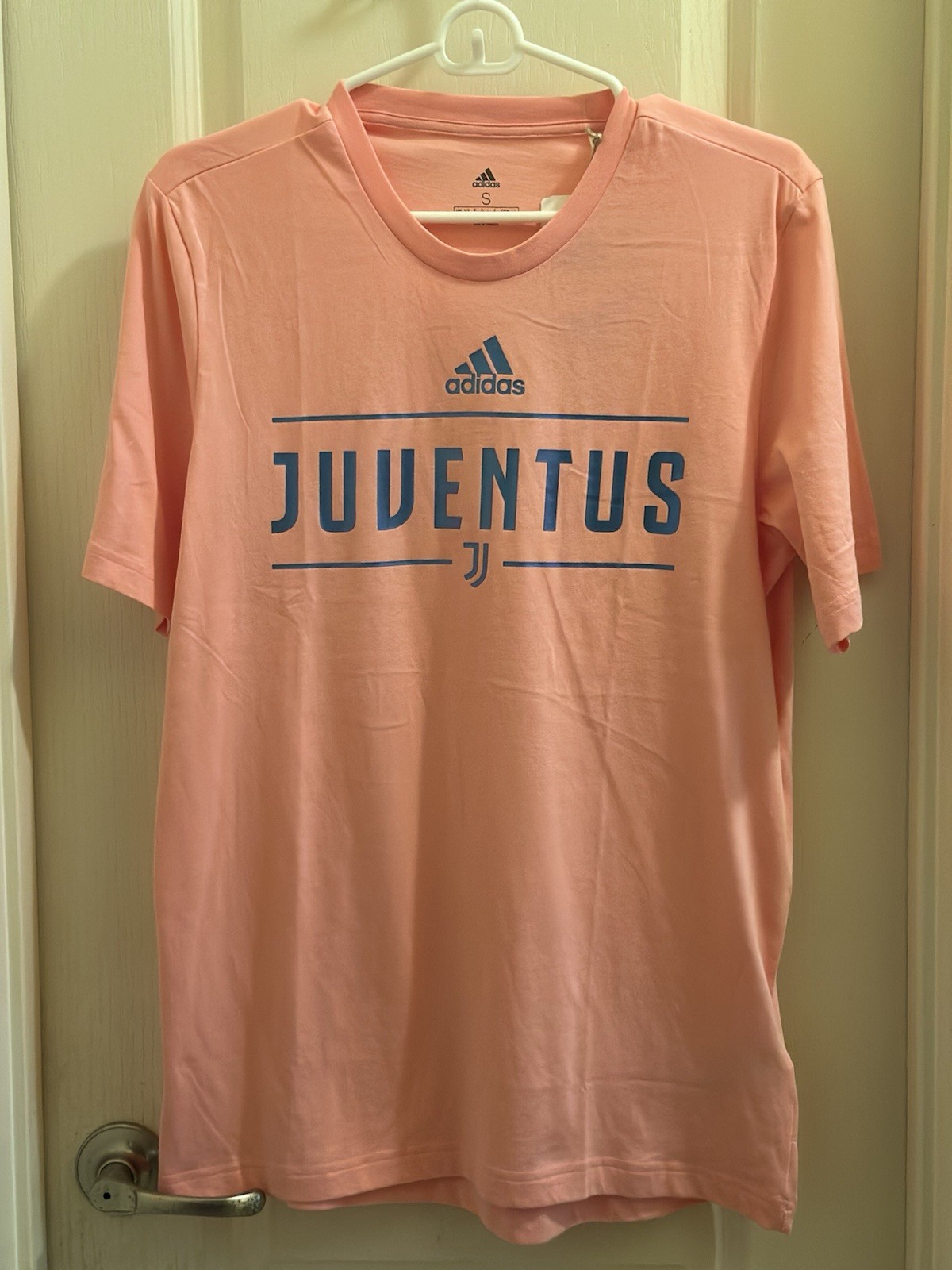 NWT Adidas Juventus 21/22 Soccer Graphic T-shirt(GloPink) Size SMALL