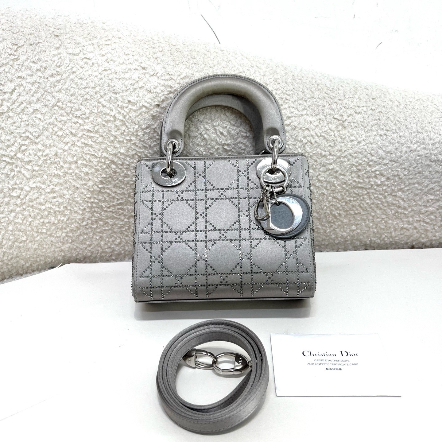 Dior Pre-Owned Authentic Satchel Silver Base length: 17 Silver