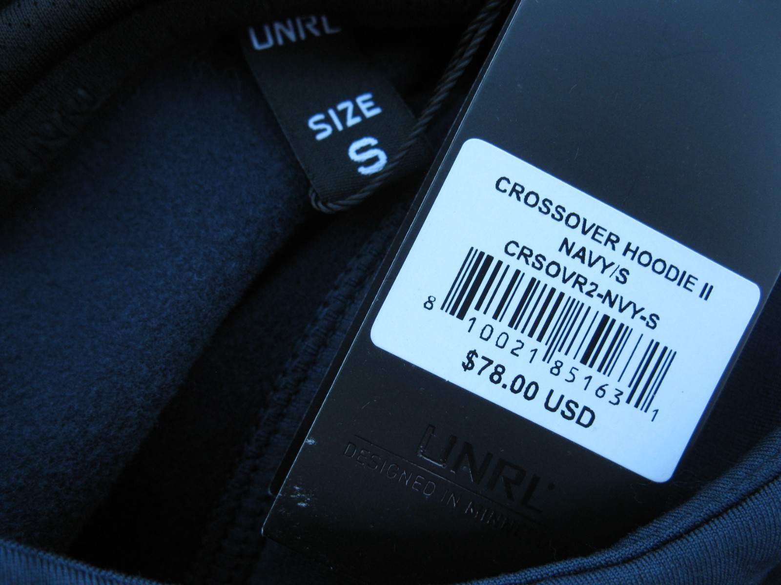 NEW ! UNRL dark blue polyester/spandex blend crossover hoodie men’s size small