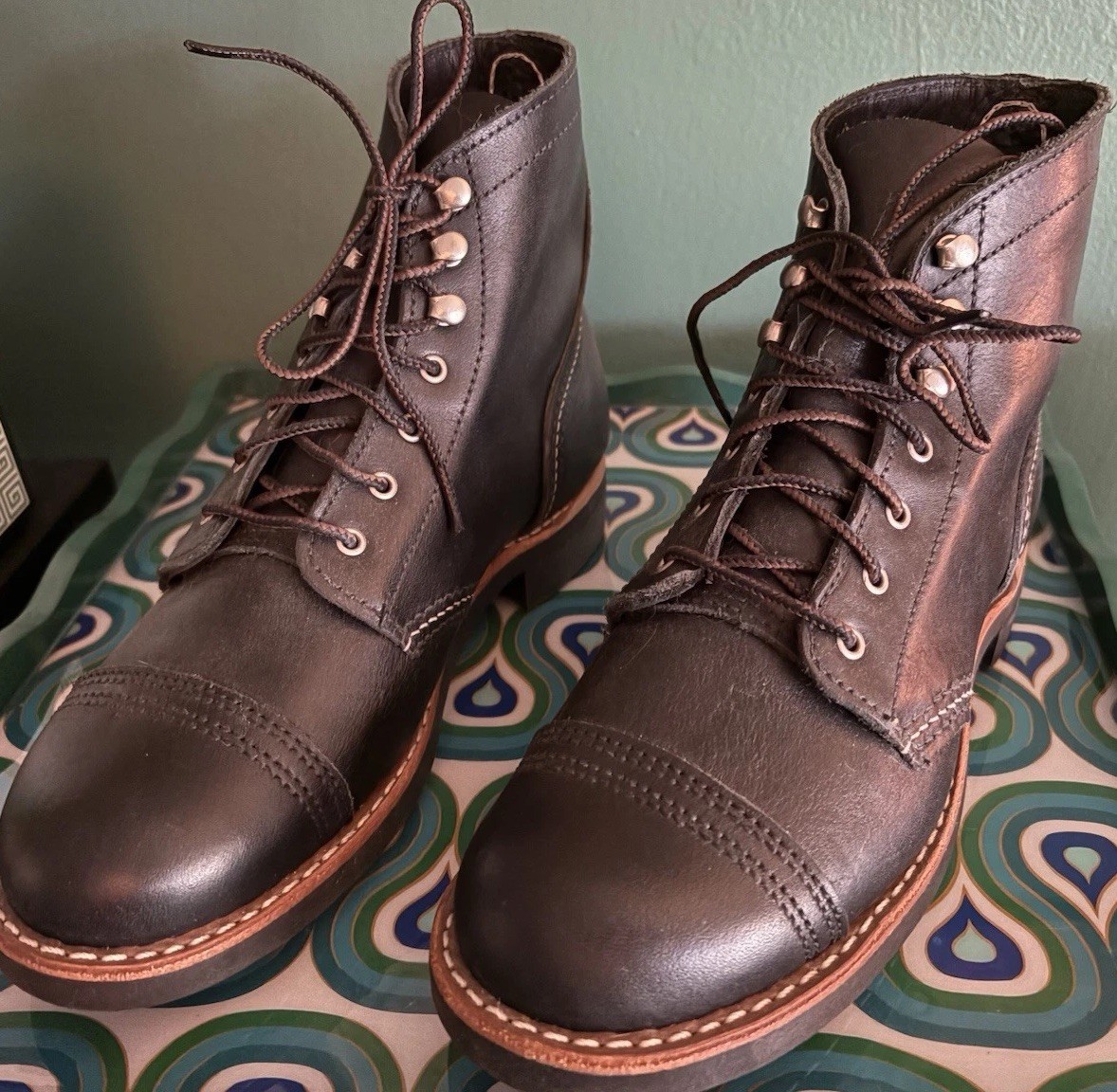 Red Wing Shoes Iron Ranger Size 7 Women’s Boot – Black Excellent condition