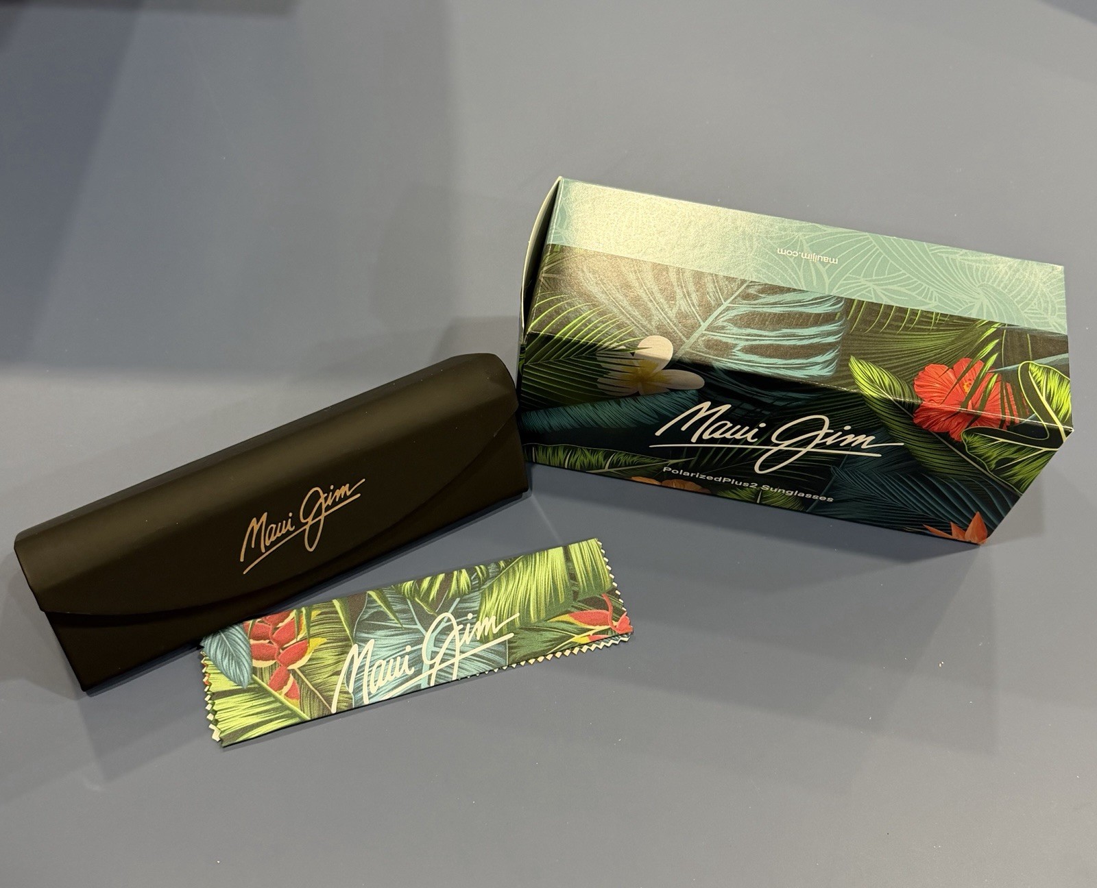 Maui Jim Unisex Makaha 64mm Gloss Black Polarized Sunglasses MJ0405S-001