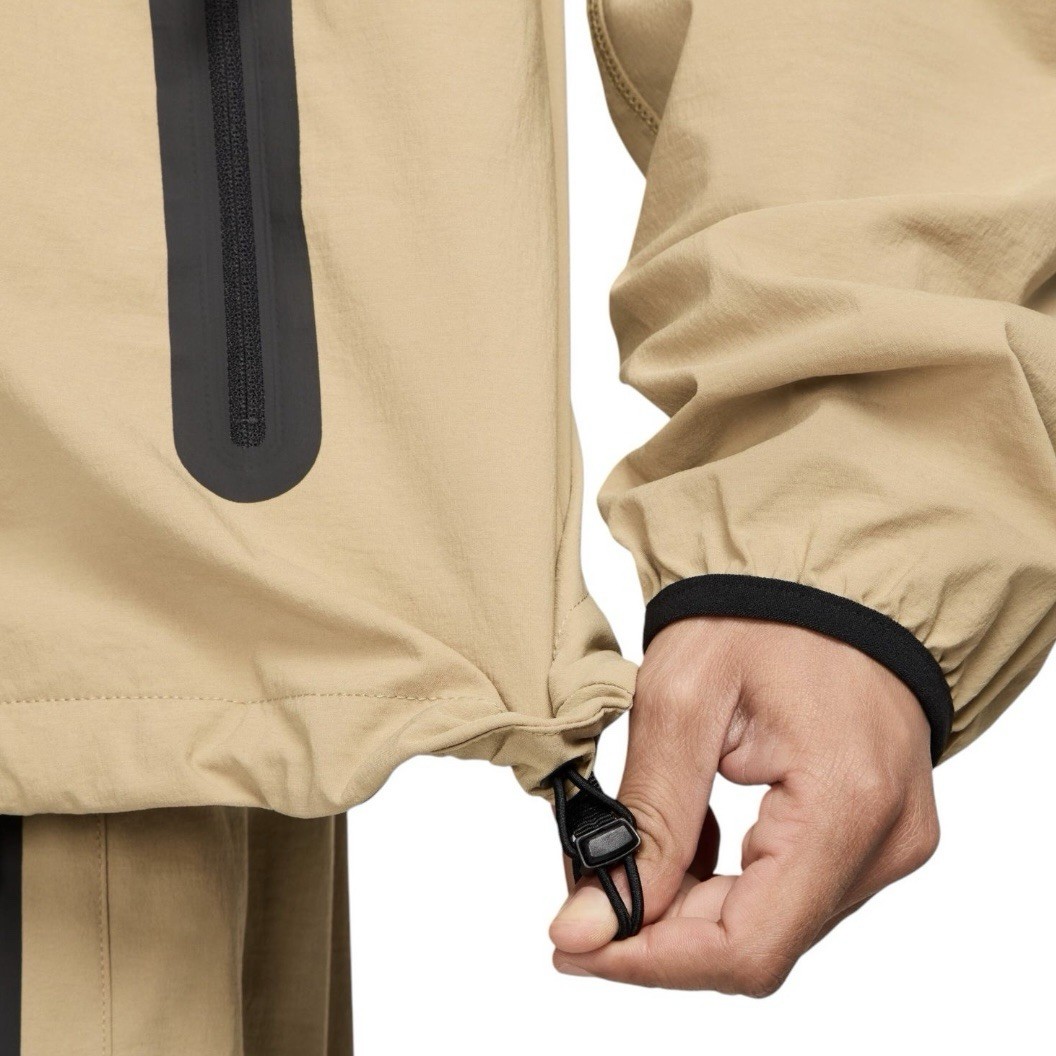 Nike Tech Woven Jacket Large Mens Parachute Beige Black Full Zip Hoodie $130