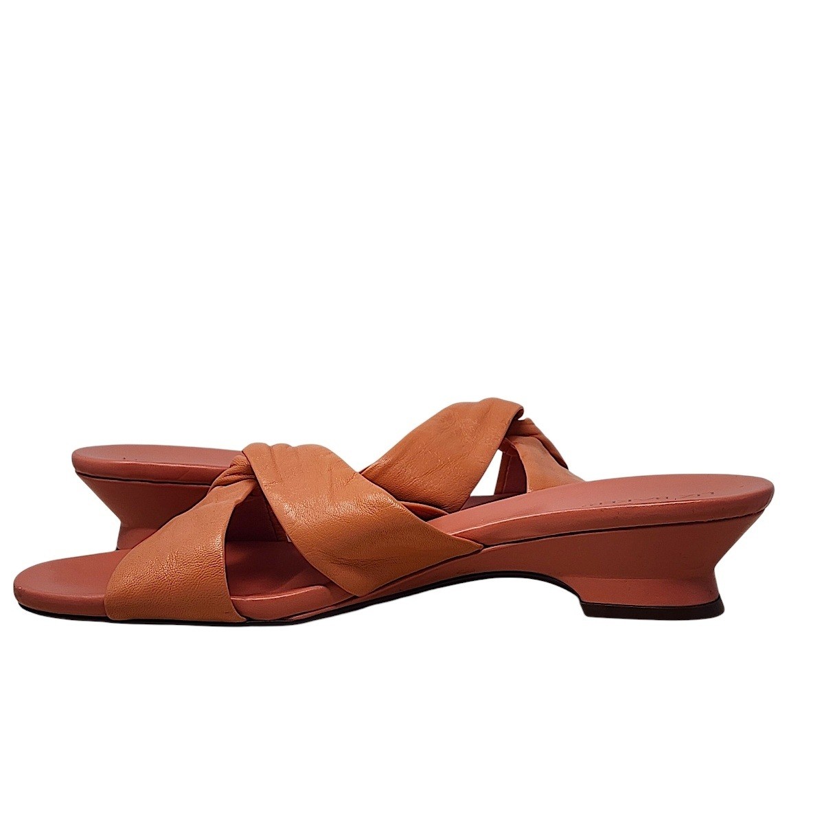 Liz Baker Slides Sandals 9.5 M Womens Peach Leather Knot Kitten Heel Slide Mules