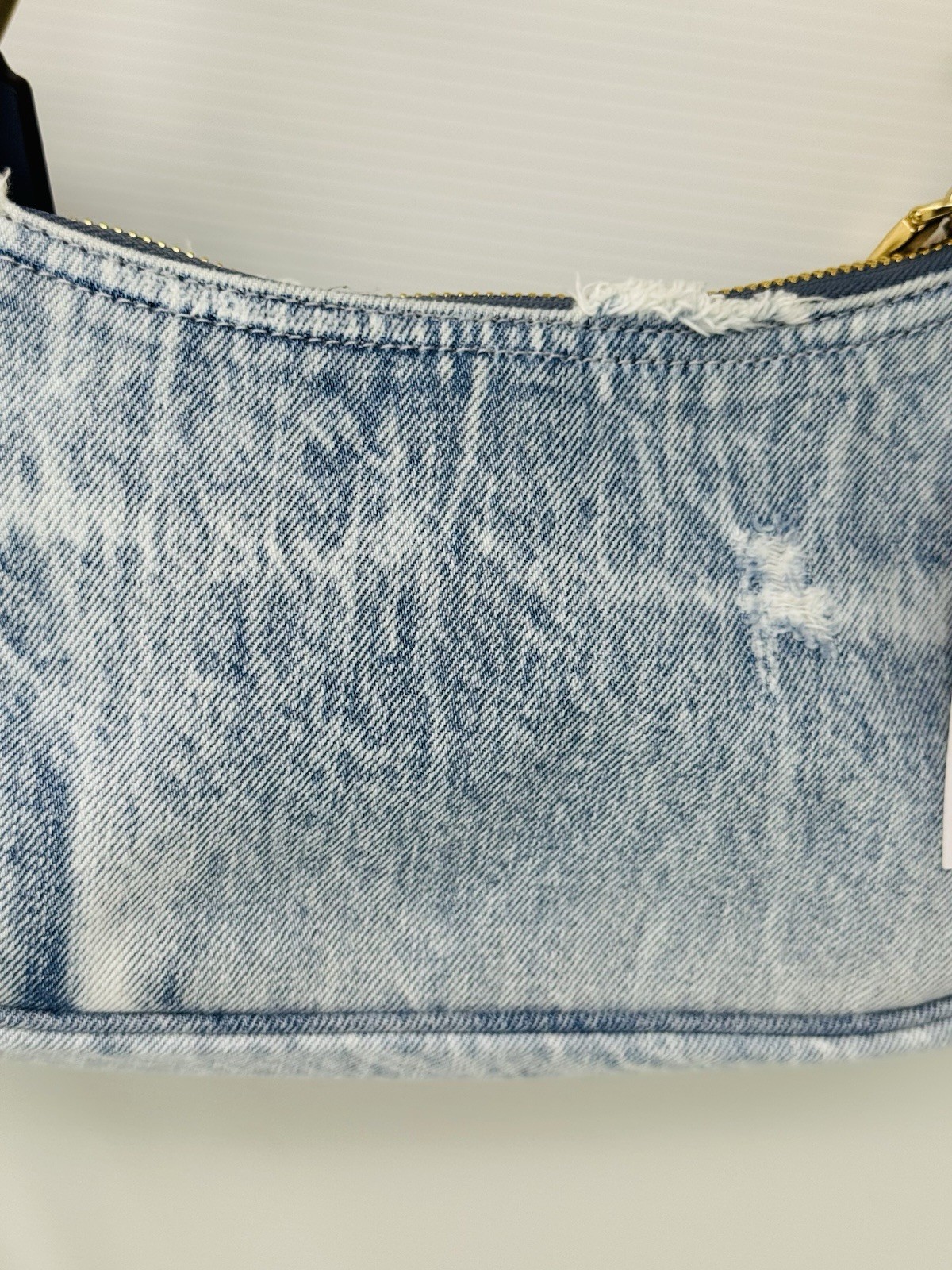 NWT COACH CDY76 Teri Shoulder Bag In Loved Denim With Charms /Light Indigo