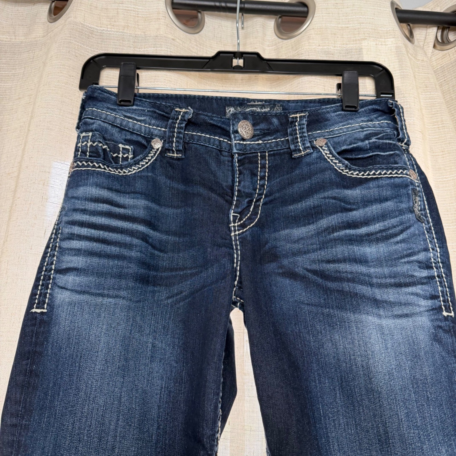 Silver Jeans Co Suki Flap Capri Dark Wash Contrast Stitch Stretch Womens Size 26