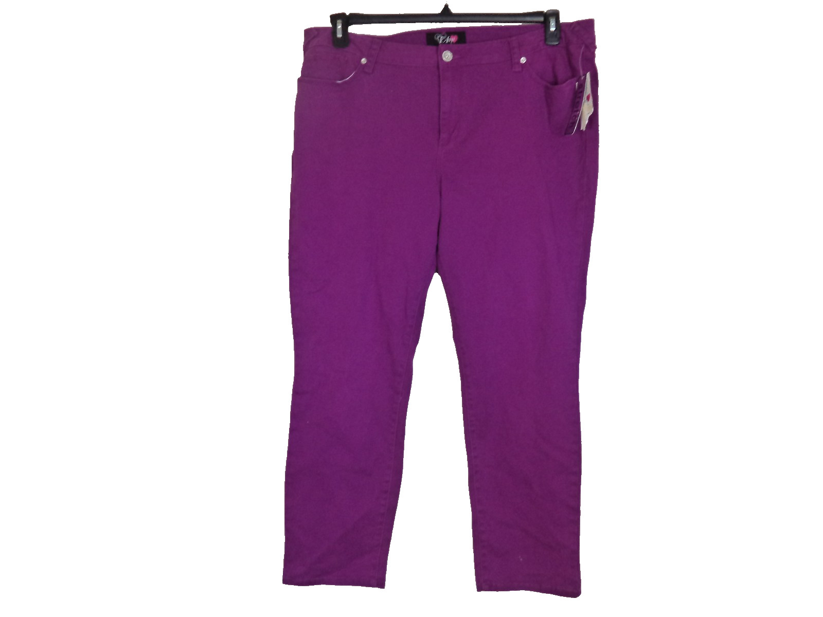 Women’s Purple Te Amo Hot Ticket Stretch Jeans. Size 22. 98% Cotton/ 2% Spandex