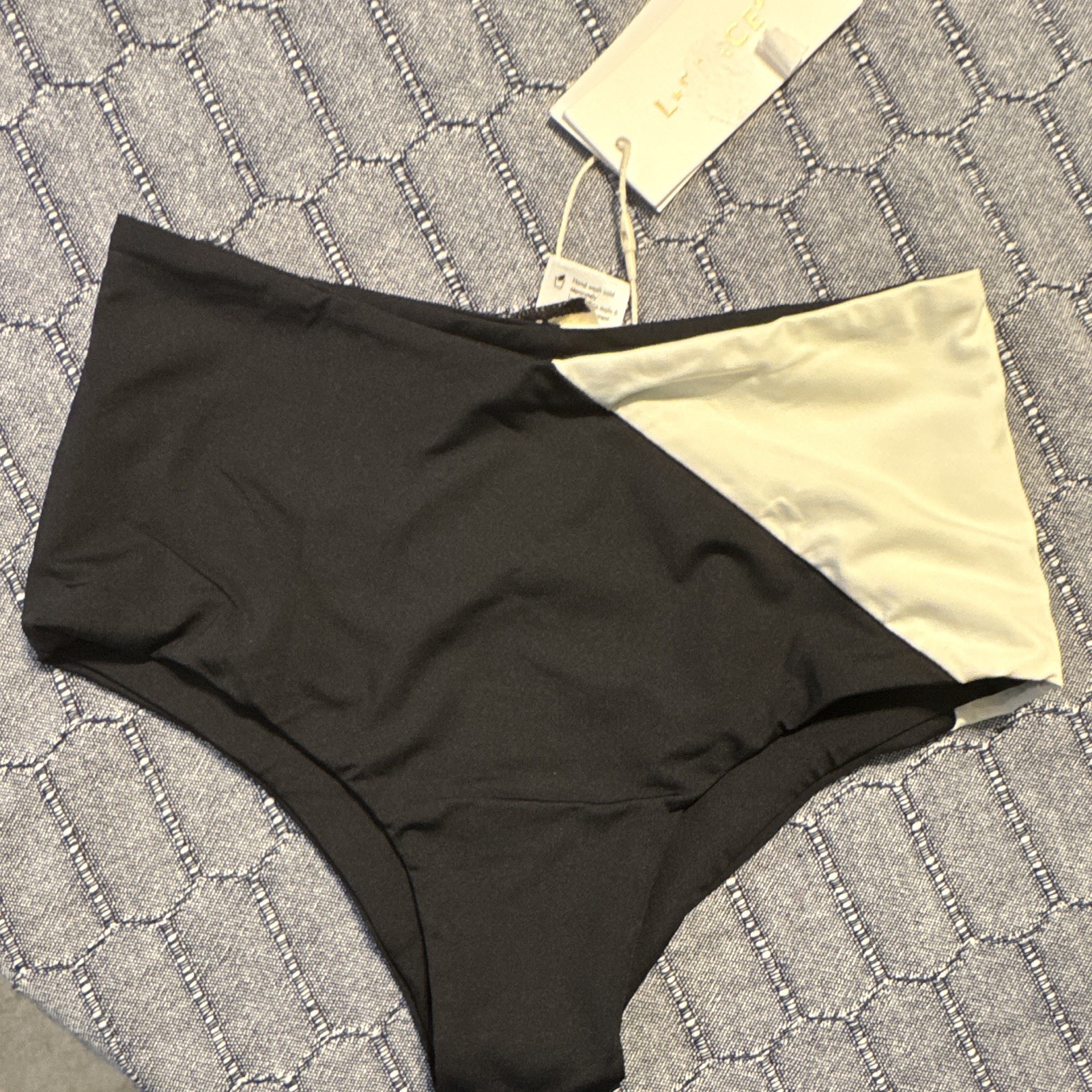 L*Space High Tide High-Waisted Bikini Bottom Colorblock Black/White XS CBHTC23