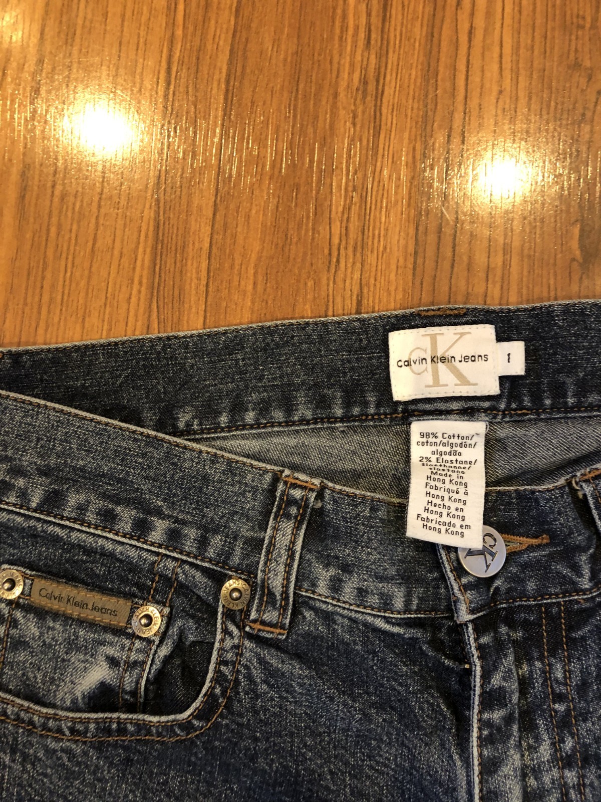 NWOT Calvin Klein Jeans Size 1 – 98% Cotton, 2% Elastane