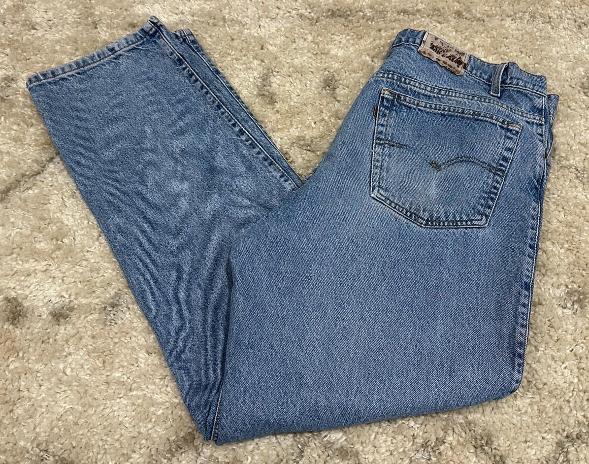 Levi’s 540 90s Vtg Relaxed Fit Jean’s Light Men’s 40×32 USA Gold Tab Distressed