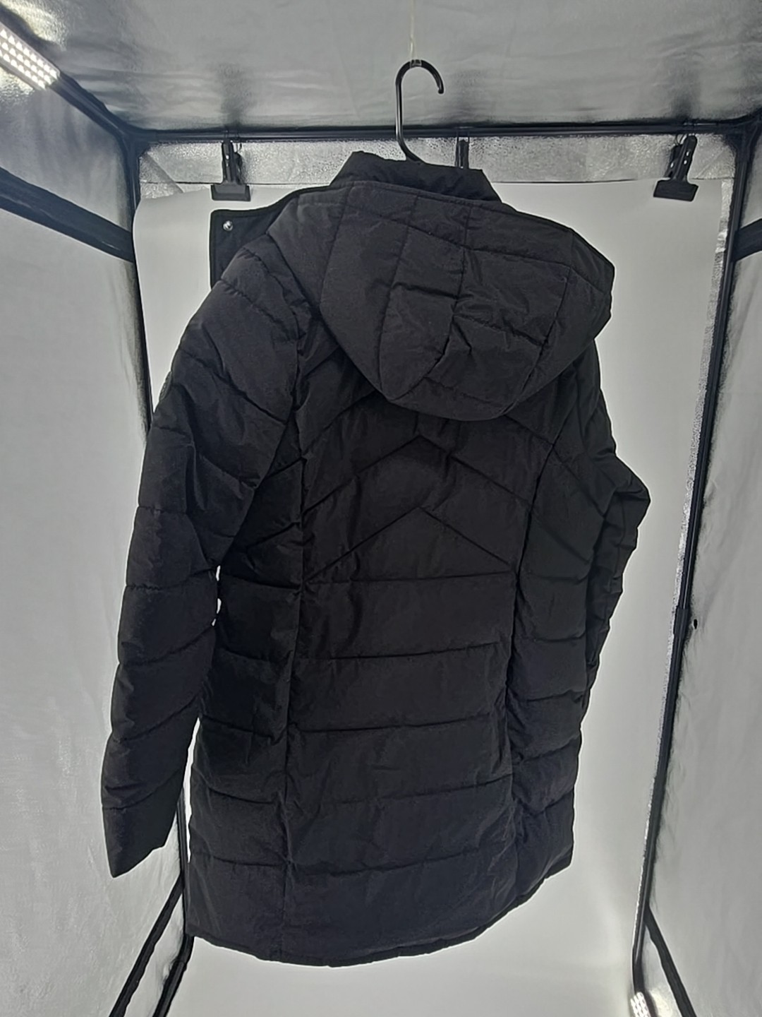 Bench Women’s Hooded Long Puffer Coat Jacket, Black, Size Large (a small rip)