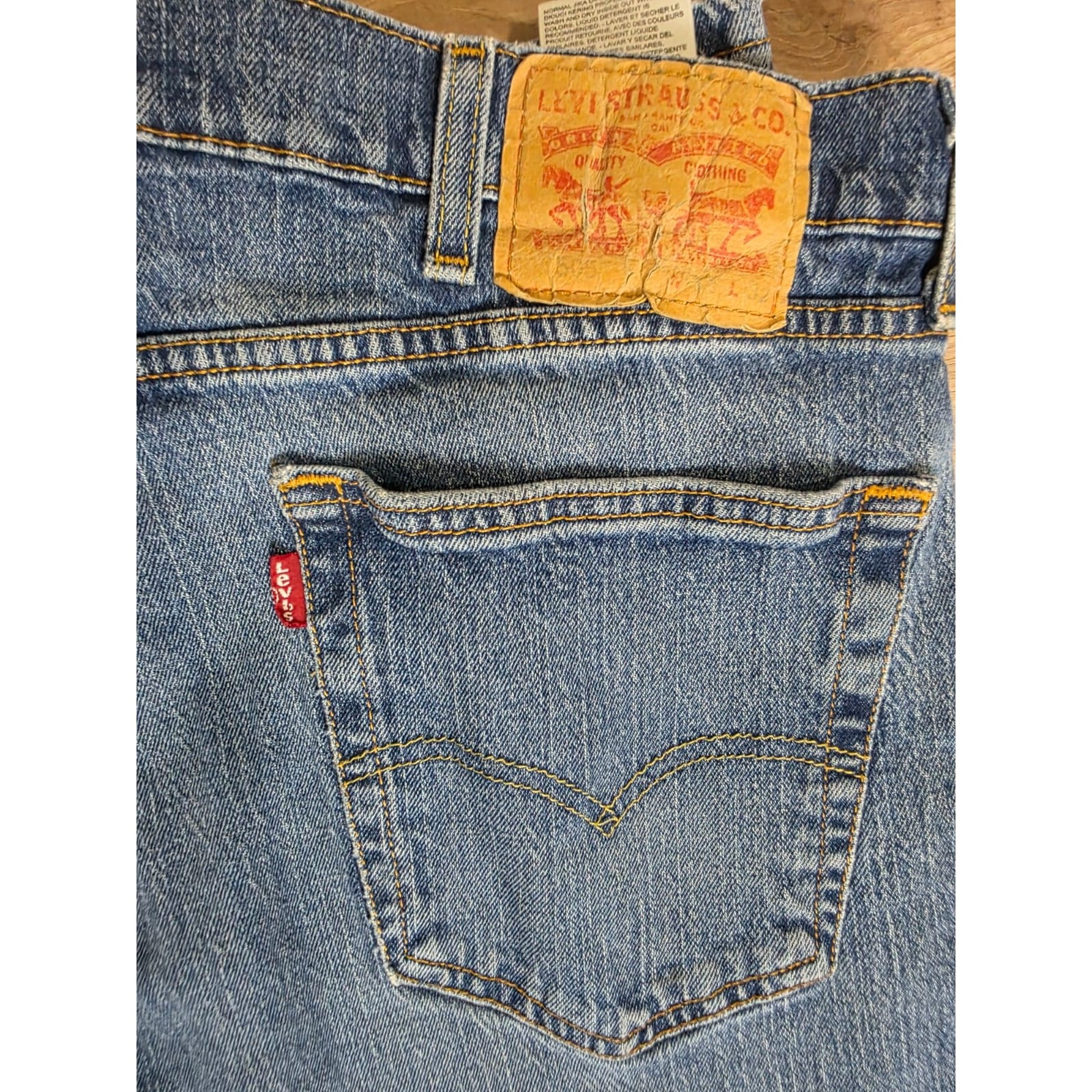 Levi’s 541 Athletic Fit Jeans Men’s 38×32 Light Wash Tapered Denim Pants