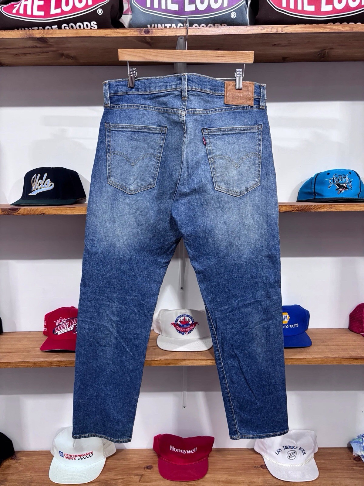 Vintage 90s Y2K Levi’s 502 Medium Wash Blue Denim Jeans Cotton 36×32 Straight
