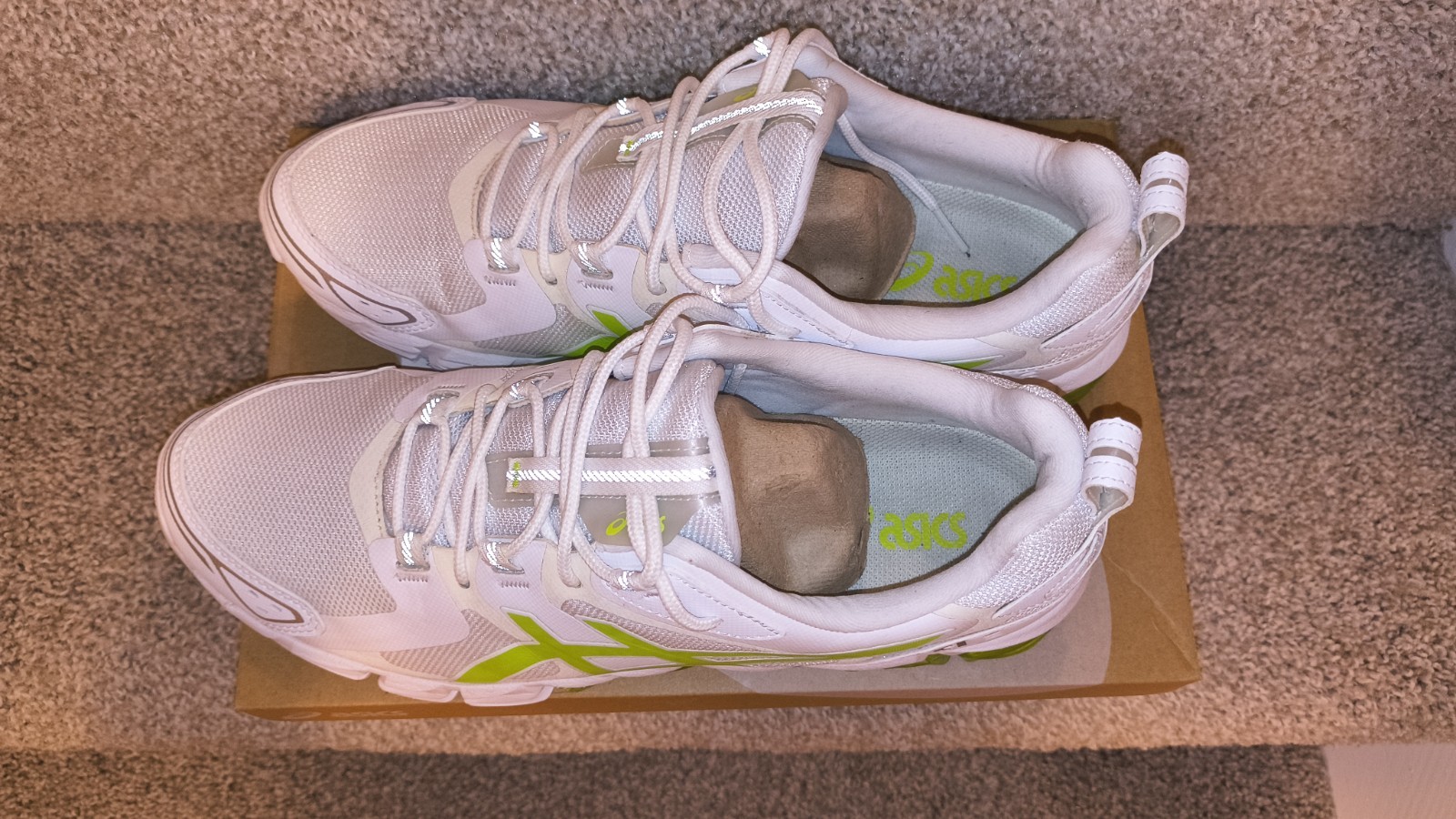 asics Gel quantum 180 Hazard Green Men 10.5 Women 12