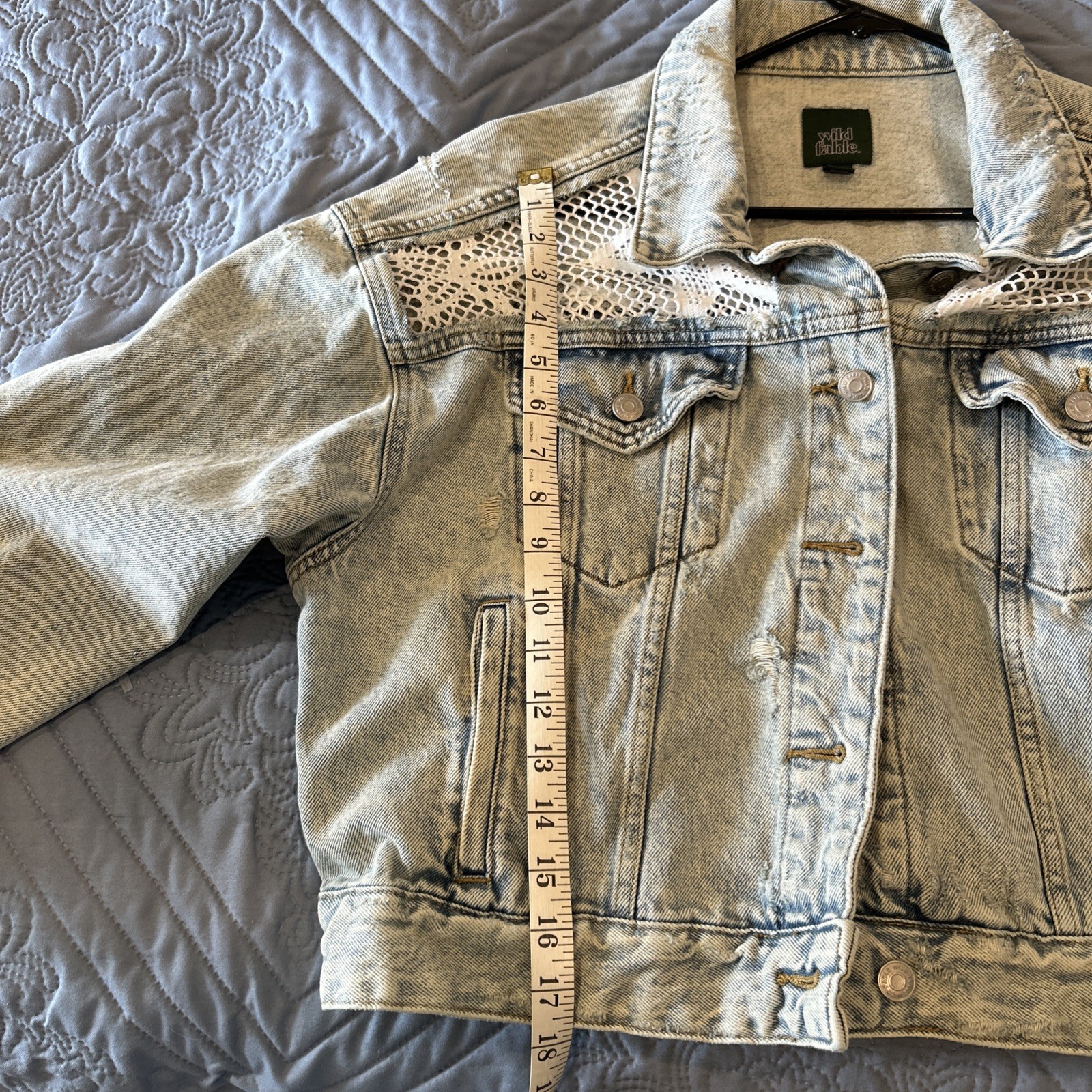 Upcycled Jean Jacket Stone Washed Blue With White crochet Inset Wild Fable Sz L