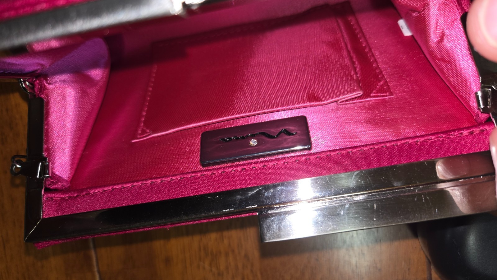 Magenta Nina Evening Clutch Gold Chain-Link Shoulder Strap & Snaps New With Tags