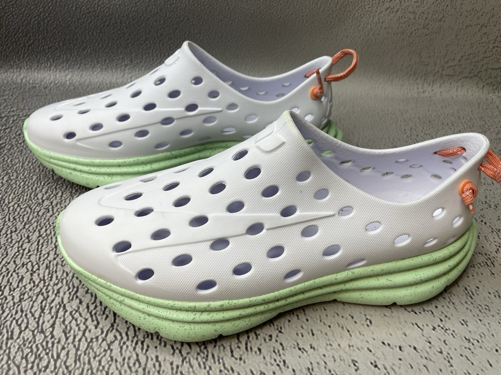 Kane Revive Shoes White Spring Speckle Vented Rubber Sneakers Size US M 6 W 8