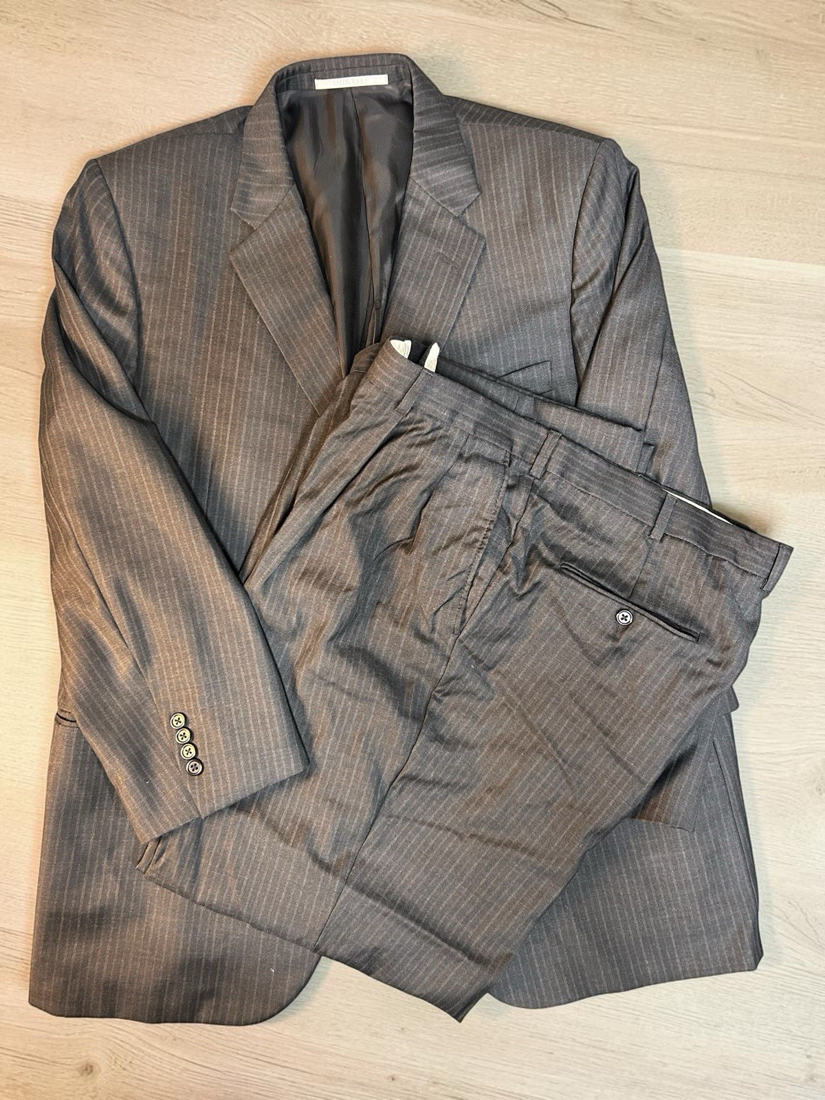 Hickey Freeman 2 Piece Legacy 100% Worsted Wool Jacket 48R Pants 40×29 Gray Pin